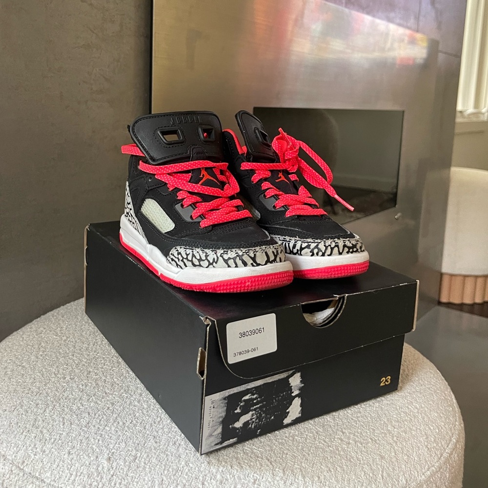 Jordan Spizike PS 'Black Red Orbit' kids 10.5C